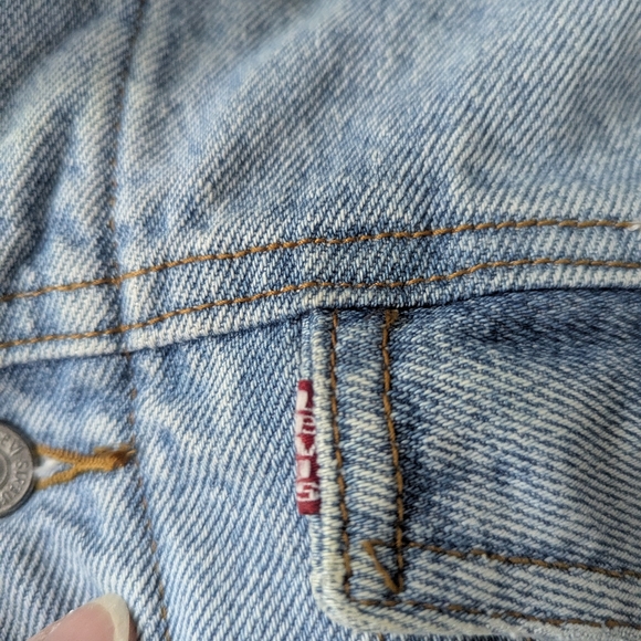 Vintage Levi's Sherpa Denim Trucker Jacket - Picture 5 of 12